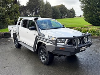 2023 Toyota Hilux - Thumbnail