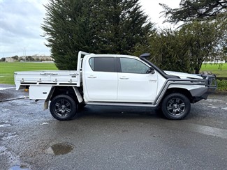 2023 Toyota Hilux - Thumbnail