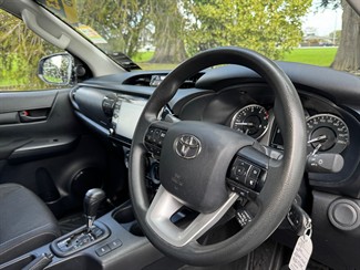 2023 Toyota Hilux - Thumbnail