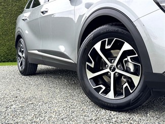 2023 KIA Sportage - Thumbnail