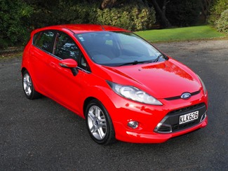 2013 Ford Fiesta - Thumbnail
