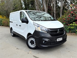 2021 Mitsubishi Express - Thumbnail