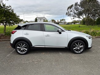 2017 Mazda CX-3 - Thumbnail