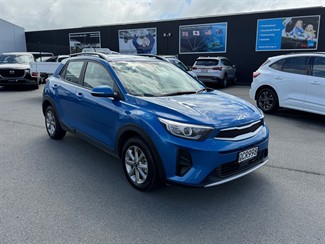 2023 KIA Stonic - Thumbnail