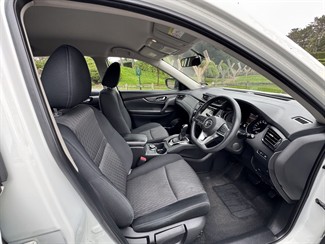 2022 Nissan X-Trail - Thumbnail