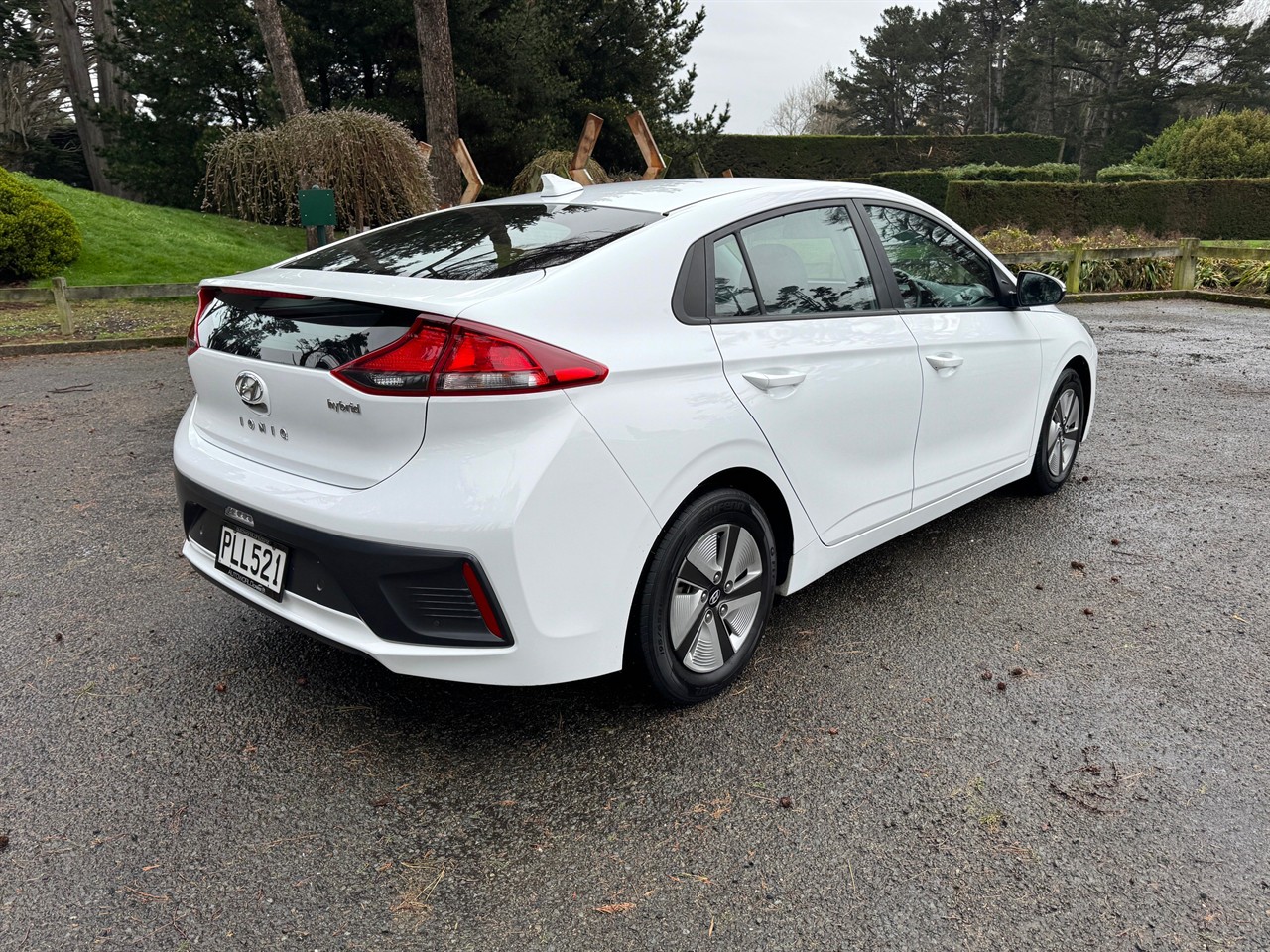 2022 Hyundai Ioniq