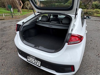2022 Hyundai Ioniq - Thumbnail