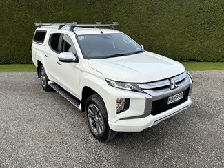 2021 Mitsubishi Triton - Thumbnail