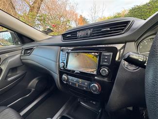 2021 Nissan X-Trail - Thumbnail