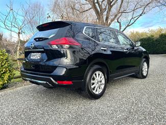 2021 Nissan X-Trail - Thumbnail