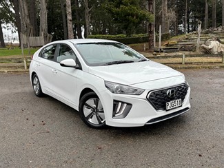 2022 Hyundai Ioniq - Thumbnail